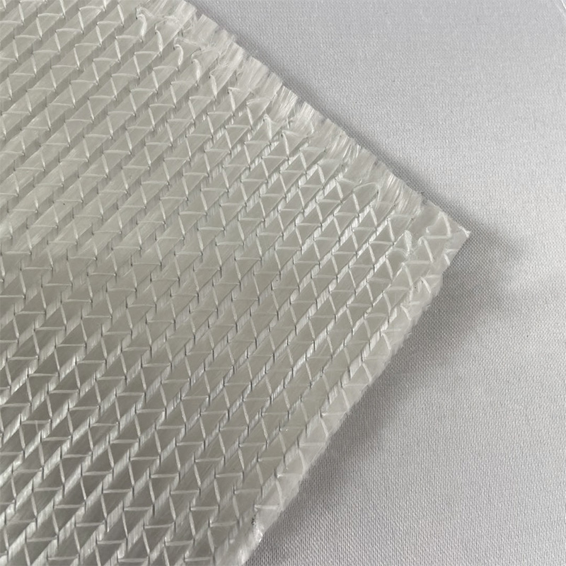 1200 g fijngebreid composietvilt/multi-axiaal doek ±45°0°90° voor windenergie